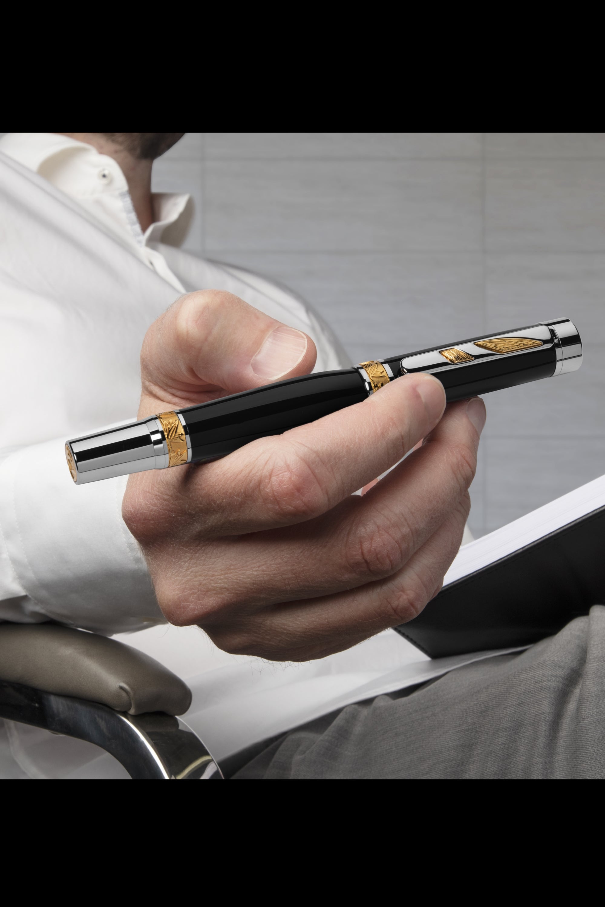 Stylish Pen | Pitchman Rainmaker Black Fountain Pen