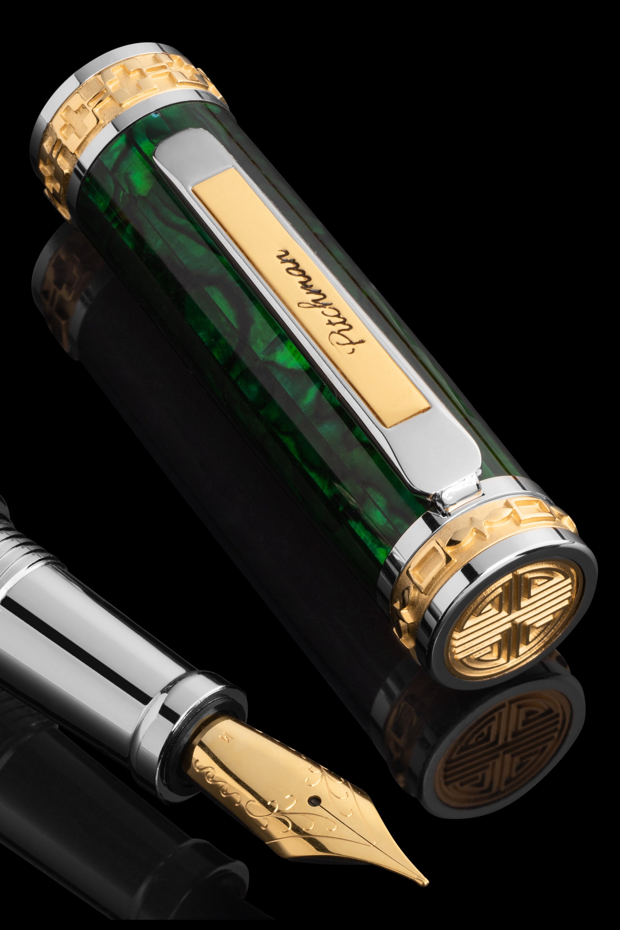 Closer Emerald Luxury Fountain Pen
