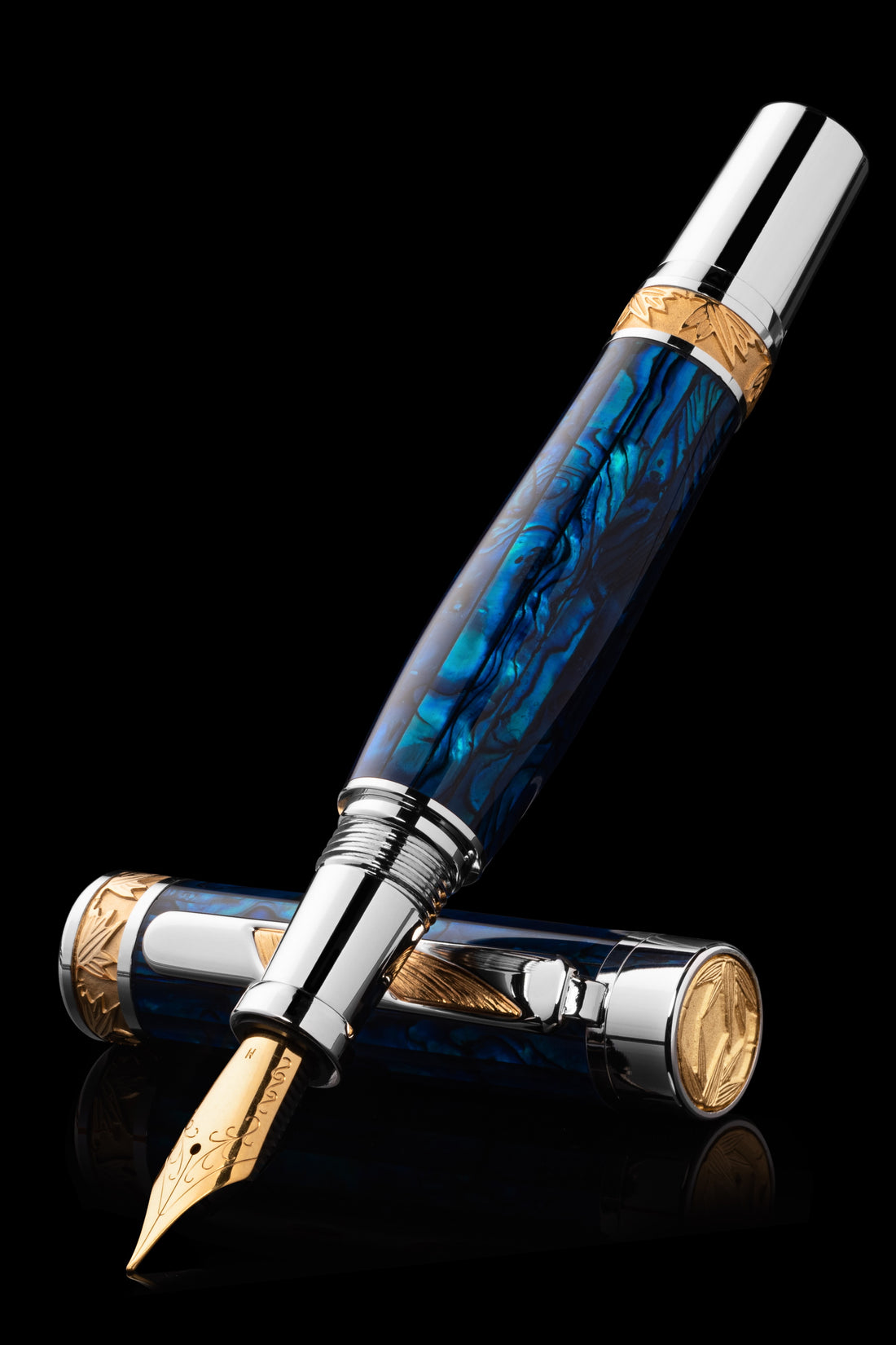 Pitchman Rainmaker Sapphire Fountain Pen - A stylish pen for woman