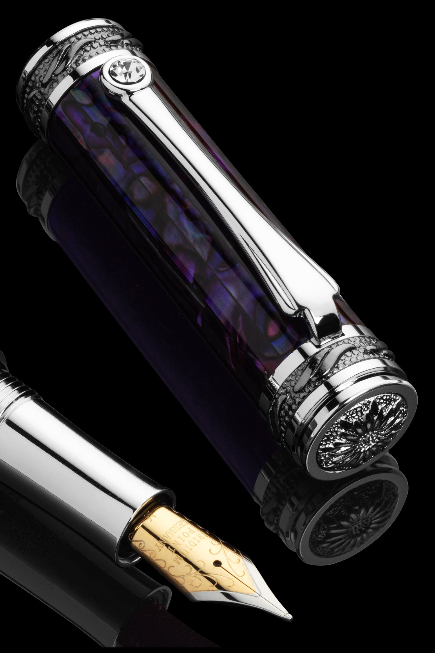 Tycoon Lustrous Fountain Pen Purple